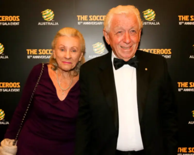 Frank Lowy family faced 15,000 serious online hate attacks in a year, antisemitism commission told