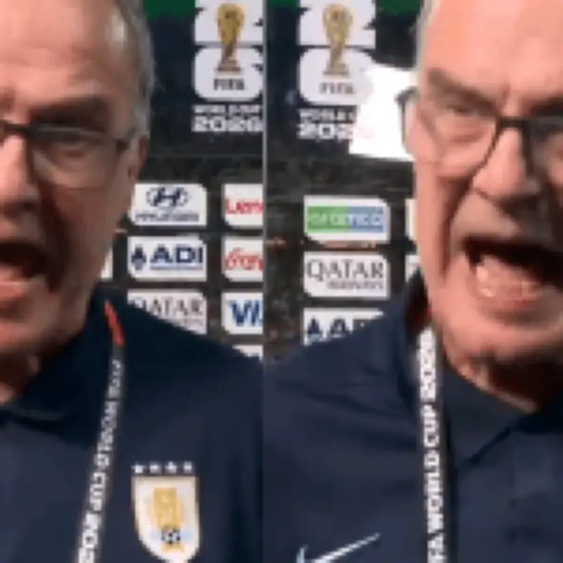 Furious Bielsa yells at reporter after Uruguay's World Cup exit