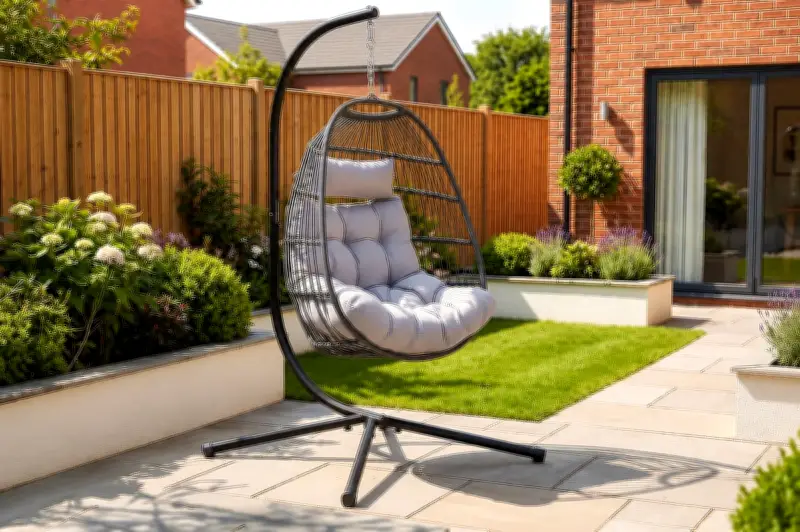 Garden Shoppers Can Save £410 on Hanging Egg Chair Deal