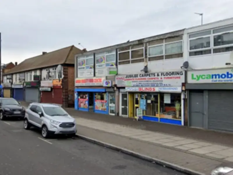Hayes Police Incident: Coldharbour Lane Closed, Buses Diverted