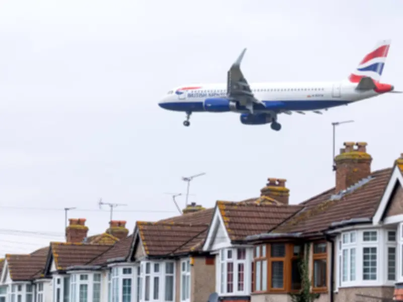 Heathrow third runway plans published as government launches consultation