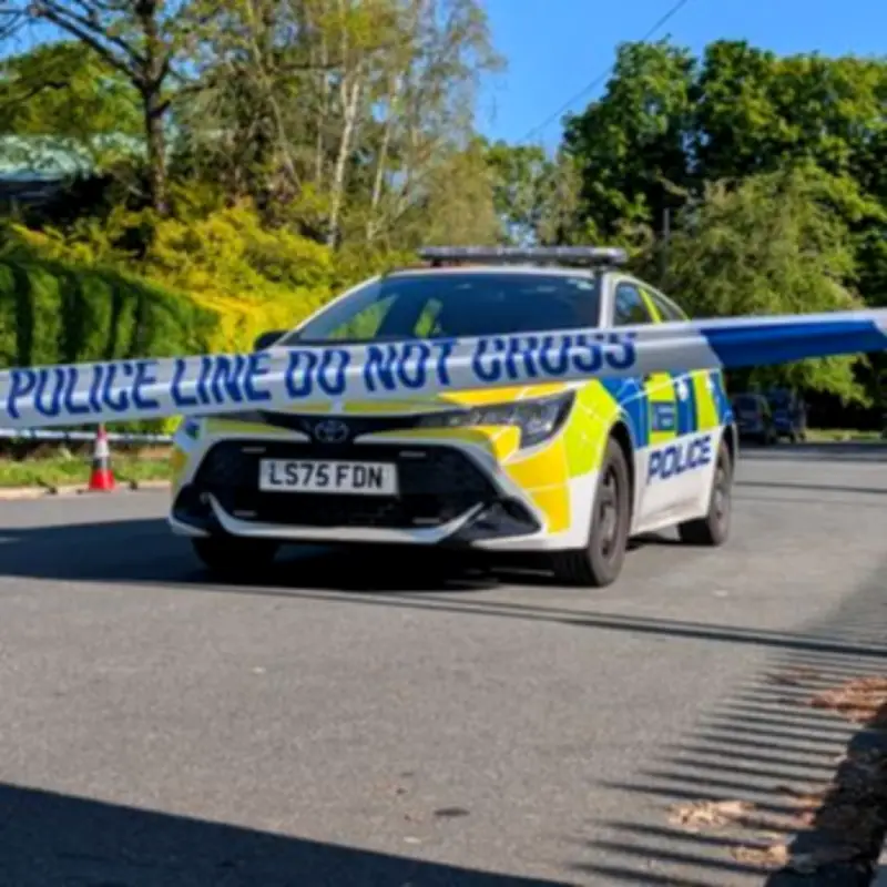 Ilford teen, 15, in life-threatening condition after daylight stabbing