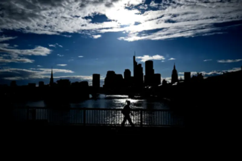 JPMorgan Boosts EU Staff by 350 Amid Brexit Shift