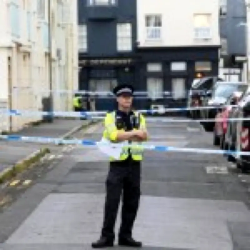 Knife-wielding attacker tackled by public in Brighton street assault