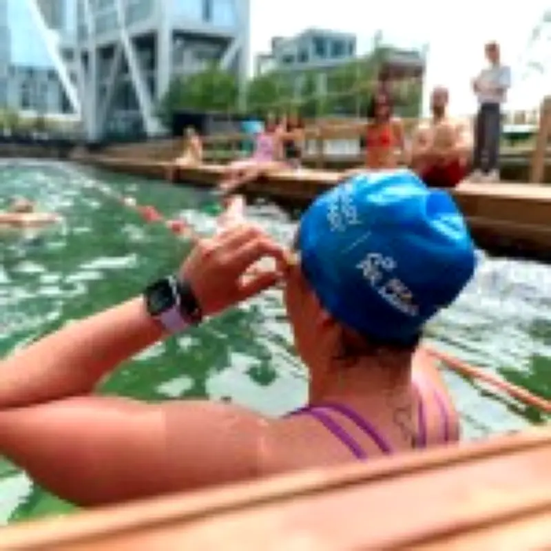 London opens first natural water swimming pool in Canary Wharf