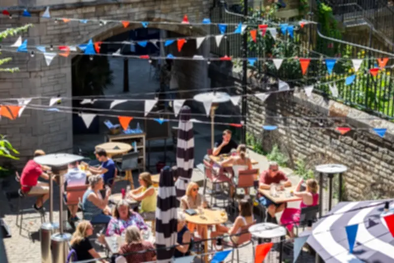 London's Summer Streets: £500k for 15 new al fresco dining zones in 2026