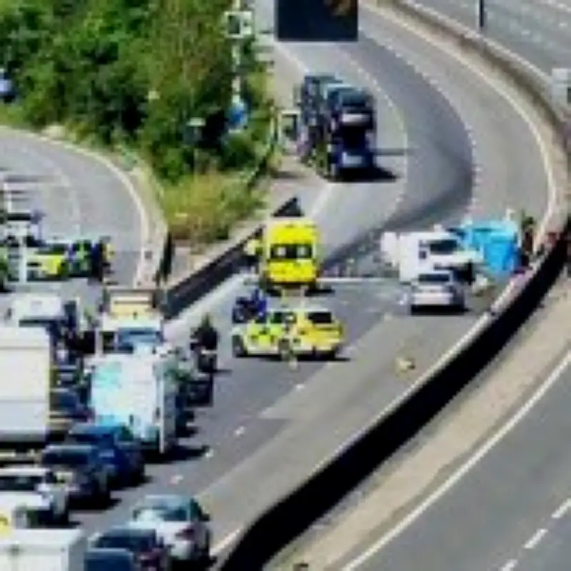 M25 chaos: Hour-long delays after serious crash on hottest day