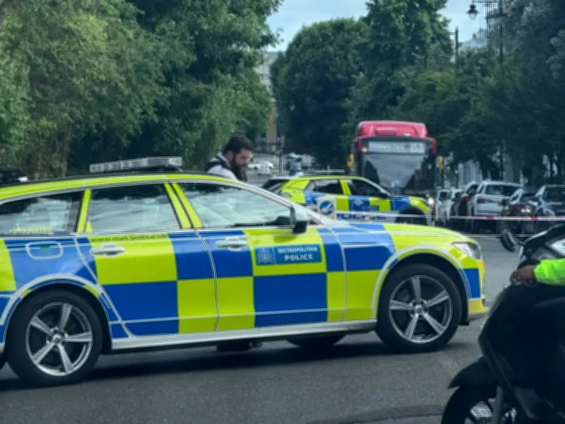 Man attacked with dumbbell in North London, police hunt suspect