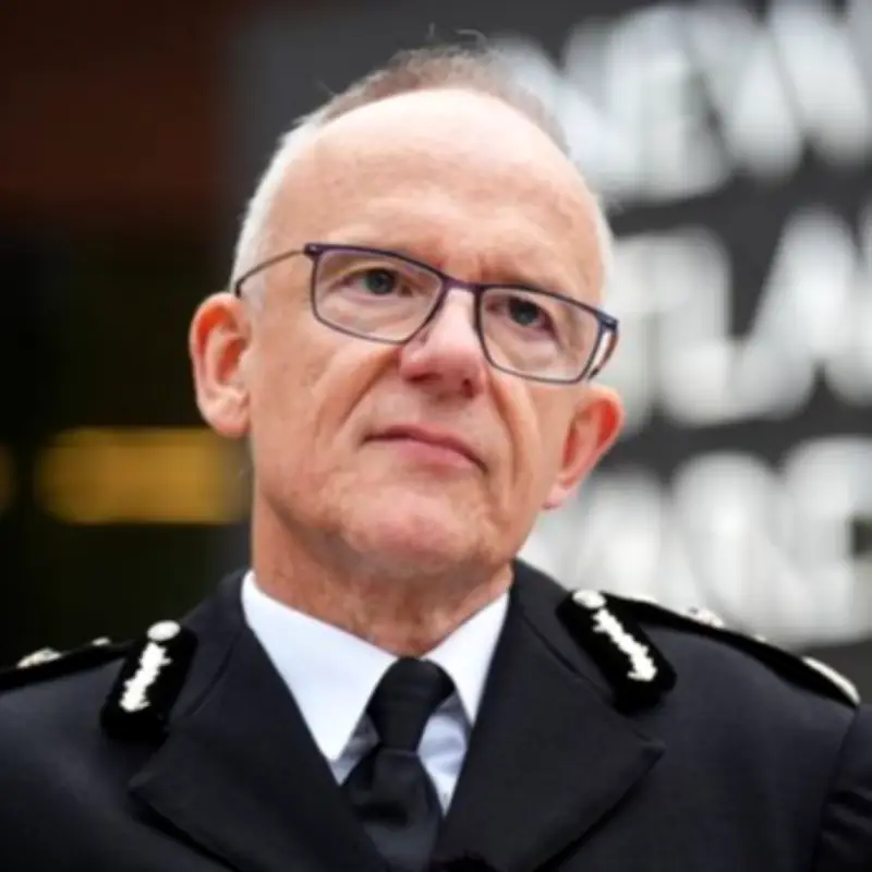 Met Police urges phone firms to make stolen devices 'unusable bricks'