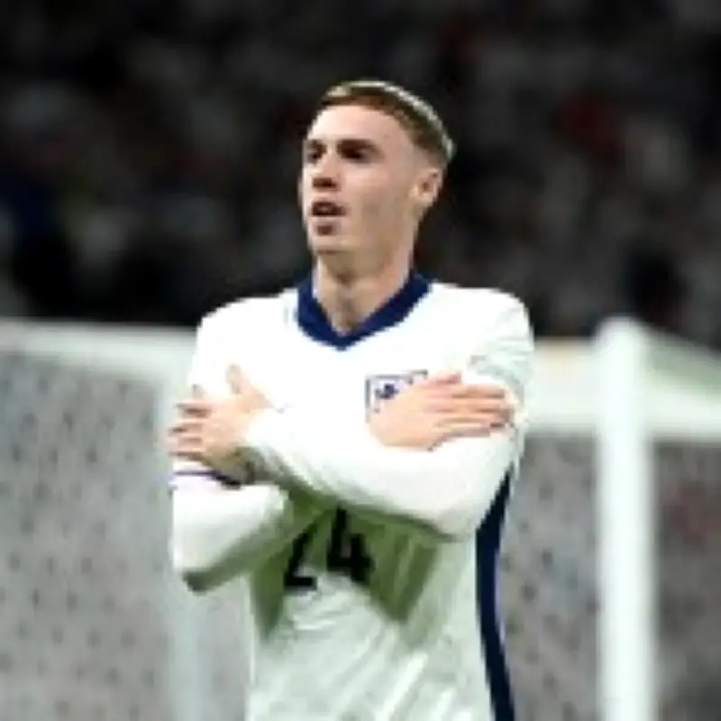 Micah Richards names England star he'd 'sacrifice' for Cole Palmer at World Cup