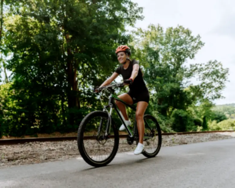 Netherlands Tests 12mph Bike Lane Speed Limit Amid E-Bike Rise