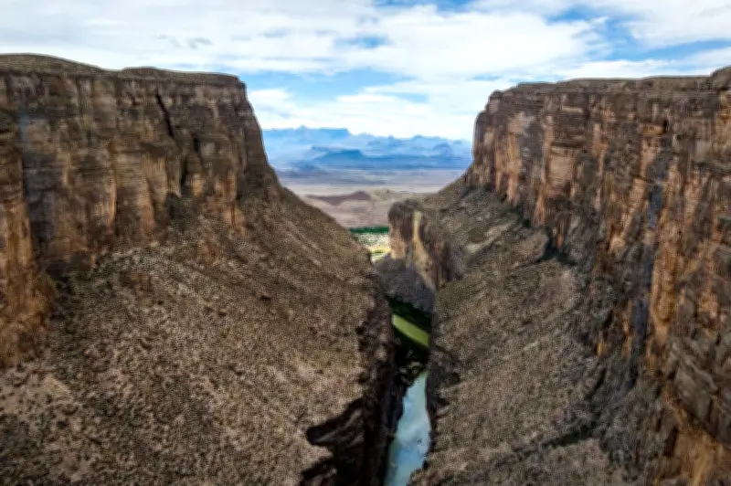 Outcry in Texas Over Waivers for Border Wall in Big Bend National Park
