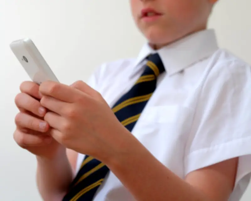 School smartphone bans seen as punitive by young people, UCL study says