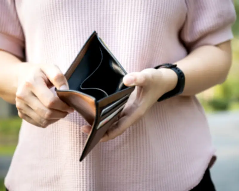 Soaring Costs Push Americans to Breaking Point Amid Stock Market Boom