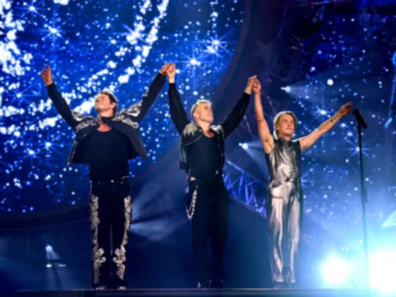 Take That London fans warned: full list of banned items for heatwave gigs