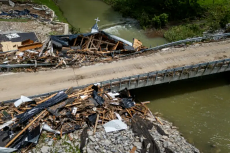 Tennessee mother dies saving son from flood; at least 5 dead in Kentucky, Tennessee