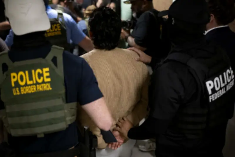 Trump admin asks Supreme Court to back immigration detention without bond
