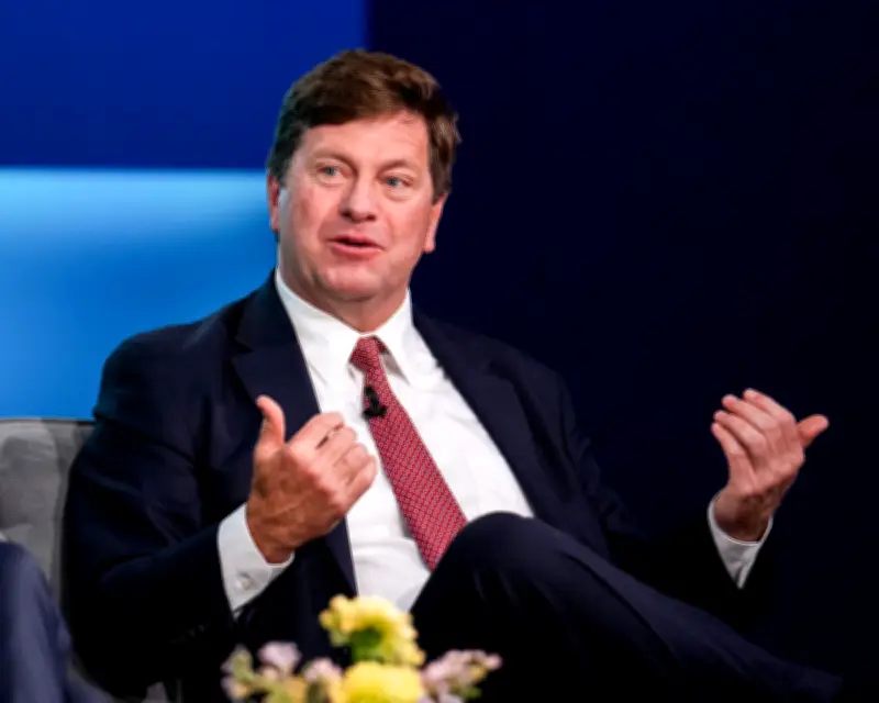 Trump Names Jay Clayton as Top US Intelligence Official After Pulte Backlash