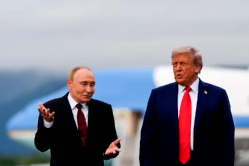 Trump Tells Putin He's Ready to Help End Ukraine War in Phone Call