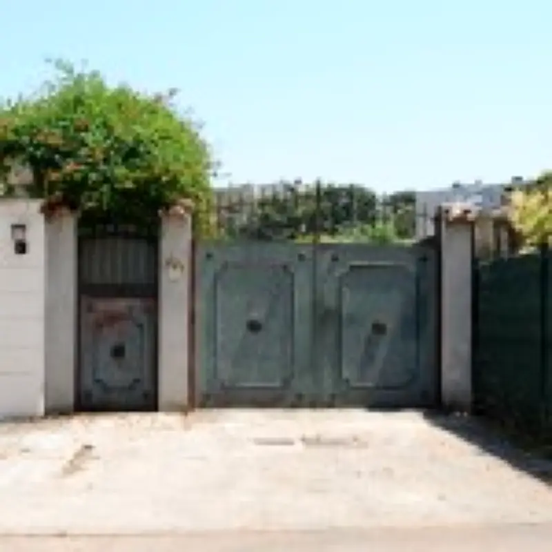 Two boys, 8 and 10, die in hot car at Cyprus British air base