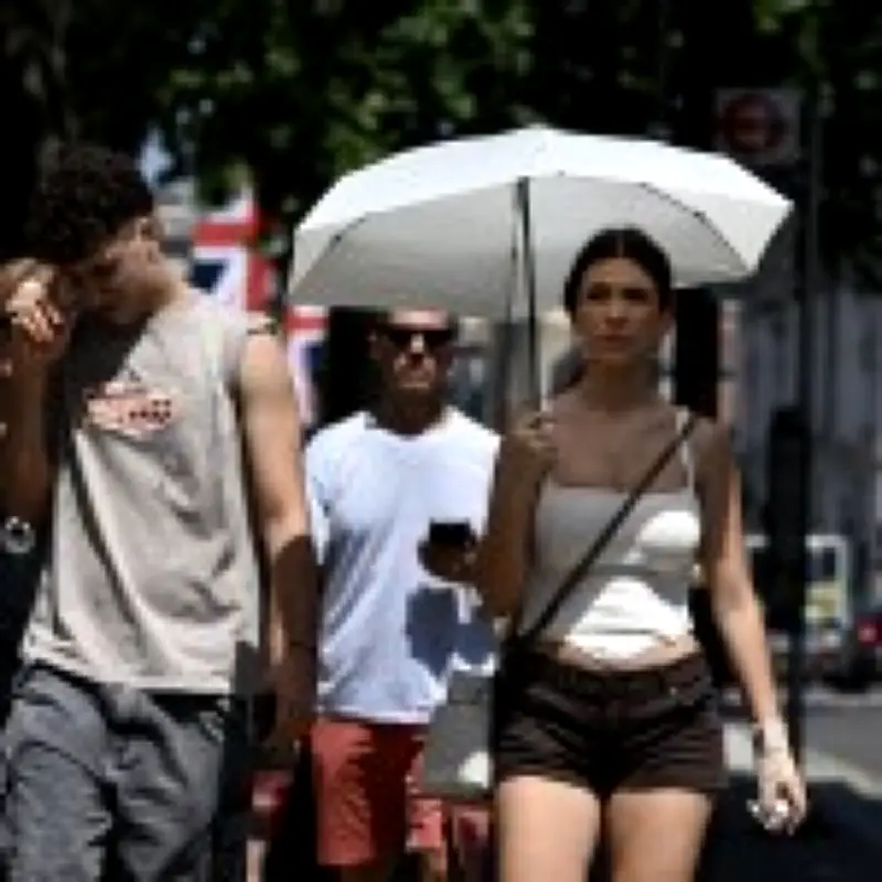 UK heatwave: Hospital declares critical incident as temperatures hit 39C