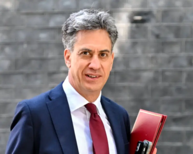 Unison chief backs Ed Miliband for chancellor in Burnham government