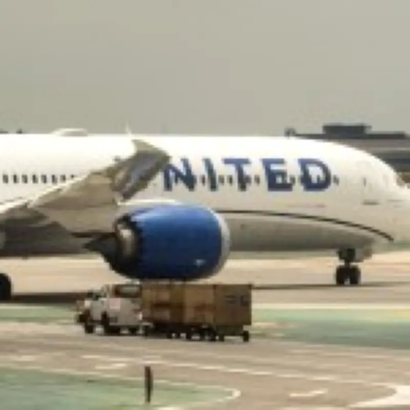 United Airlines flight narrowly misses drone in near-collision at Newark Airport