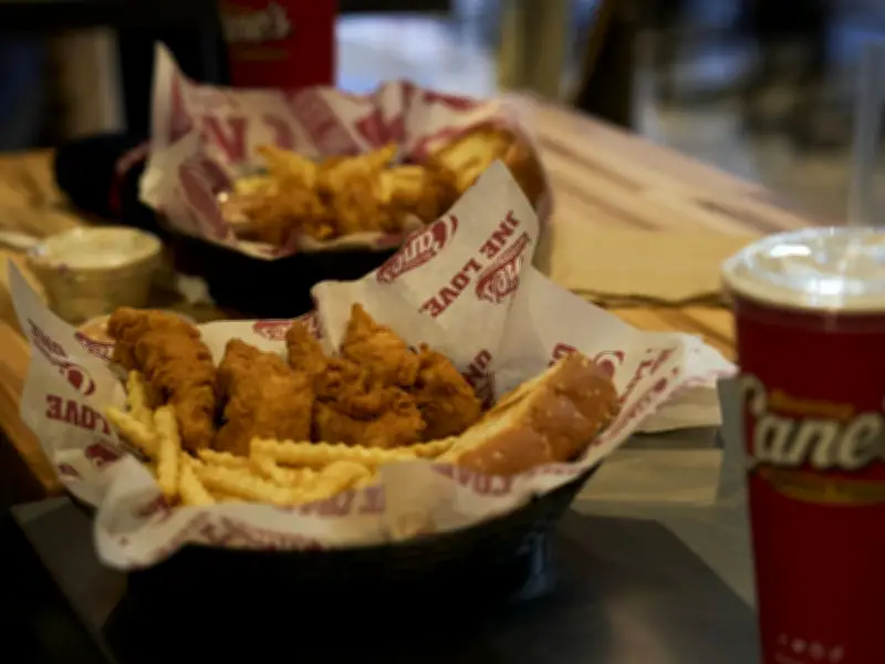 US Chicken Finger Chain Raising Cane's to Open First UK Restaurant in London