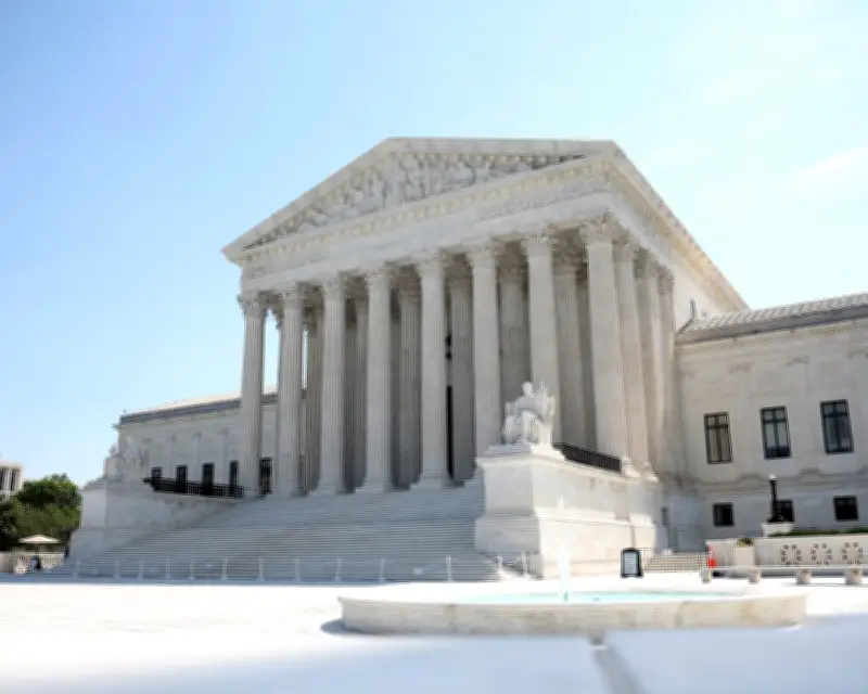 US Supreme Court Strikes Down Hawaii Gun Law, Shifting Private Property Rules