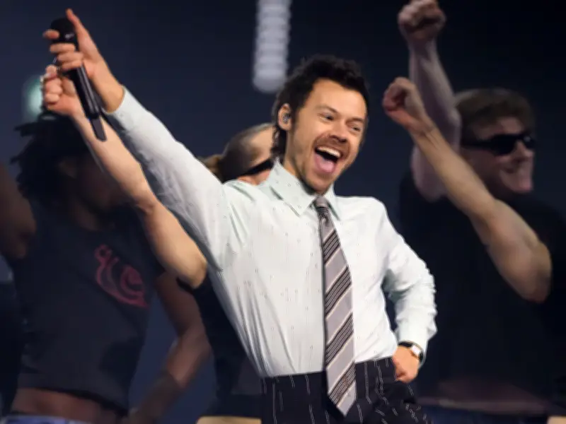 Wembley relaxes water bottle policy for Harry Styles gig amid 35C heatwave