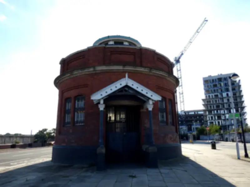 Woolwich Foot Tunnel north lift to reopen by December after four years