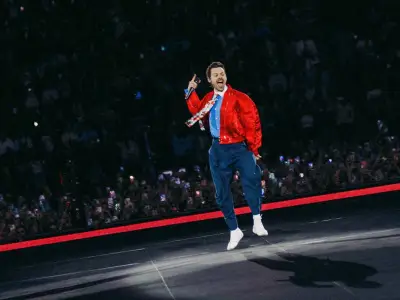 Harry Styles' final week of Wembley shows: tickets still available from £40