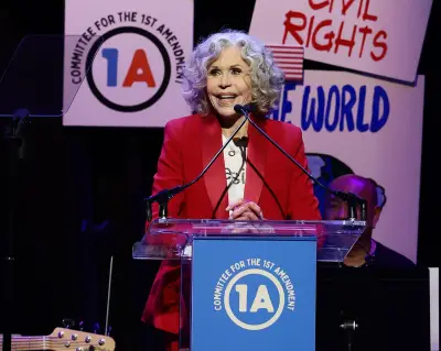 Jane Fonda, De Niro, Midler Rally Against Trump at First Amendment Concert