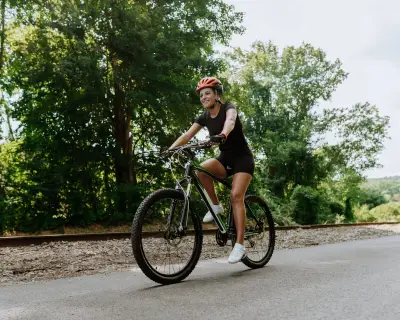 Netherlands Tests 12mph Bike Lane Speed Limit Amid E-Bike Rise