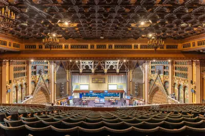 South London bingo hall gets blue plaque for legendary music past