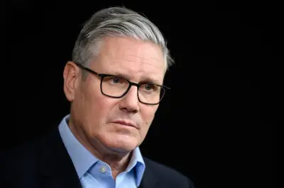 UK Prime Minister Keir Starmer Resigns Amid Political Crisis