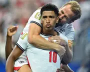 England reach World Cup last 32 after Uruguay exit, Tuchel's side face Panama