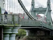 Hammersmith Bridge full reopening ruled out by Government fund deadline