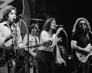 Letters: Time to revisit the Grateful Dead and other reader views
