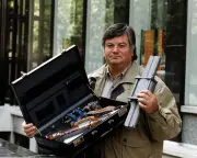 Roger Cook, Fearless Investigative Journalist, Dies at 83