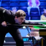 Ross Muir using mother's death as driving force after turbulent snooker career