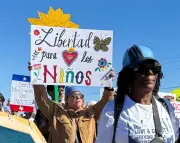 Senator Wyden Accuses HHS of Plan to Deport Over 500 Migrant Children