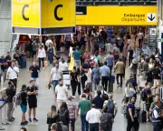 Spanish citizen arrested at São Paulo airport for racist remarks