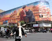 Trump claims Iran agreed to peace talks in Doha after strait clashes