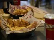 US Chicken Finger Chain Raising Cane's to Open First UK Restaurant in London