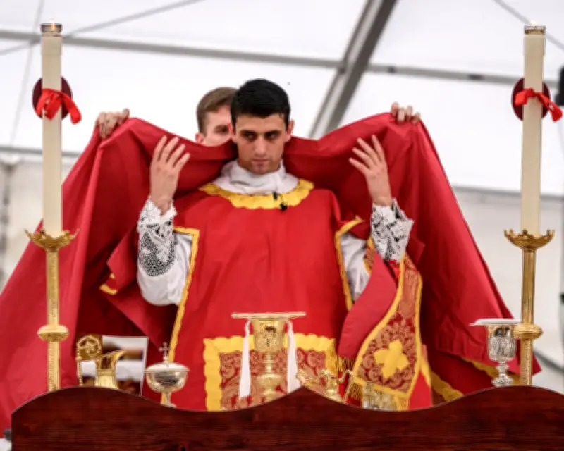 Pope Leo pleads with ultra-conservative SSPX to cancel bishop ordinations
