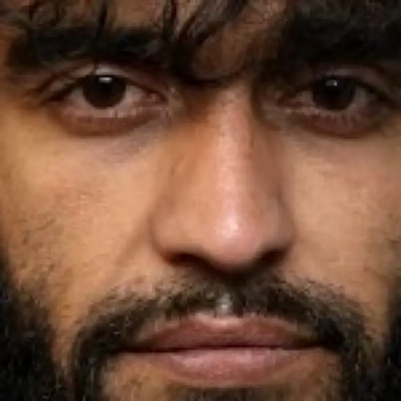Sex offender jailed for threatening to stab and throw acid at transport police