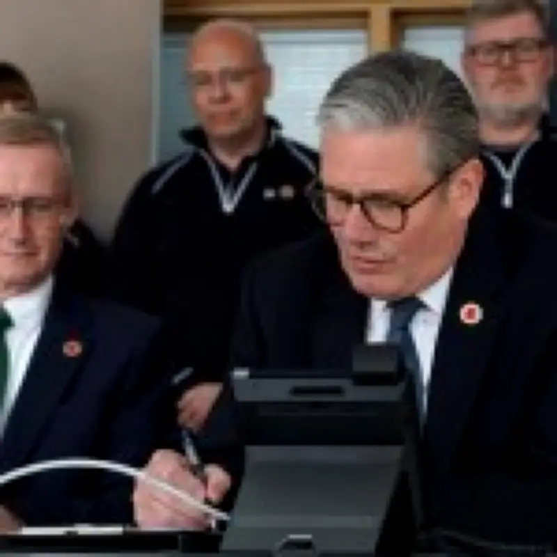 Starmer aides struggled not to laugh as Trump ranted about 'fat foxes' on first call