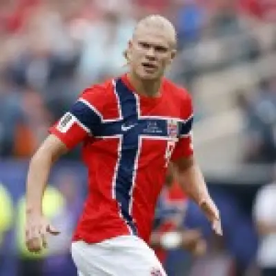 Jeff Stelling backs Dan Burn to stop Erling Haaland for England at World Cup