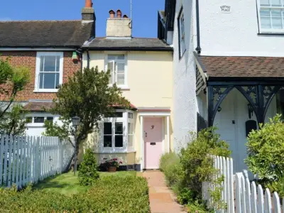 UK's narrowest home with bedroom as wide as Tube carriage on sale for £500k